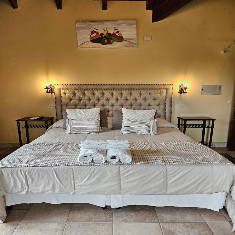 Rincon Del Cerro Hotel Сан Лоренсо Екстериор снимка